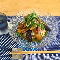 夏野菜とカリカリ豚肉の素麺