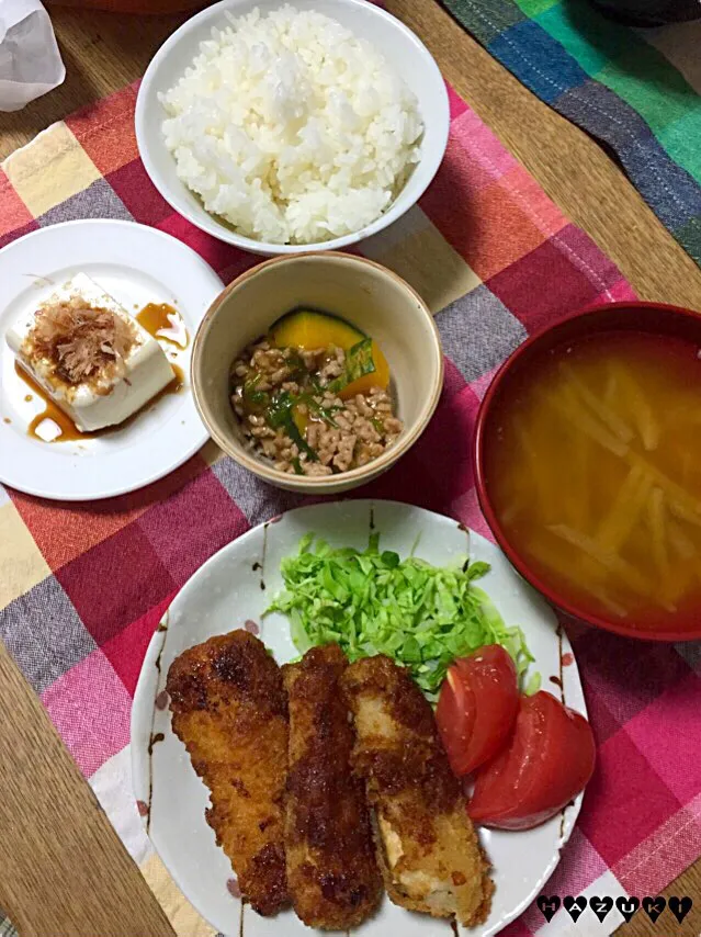 さんまの味噌カツ  かぼちゃのそぼろあんかけ  冷や奴  ご飯  大根の味噌汁|⁑葉月⁑さん