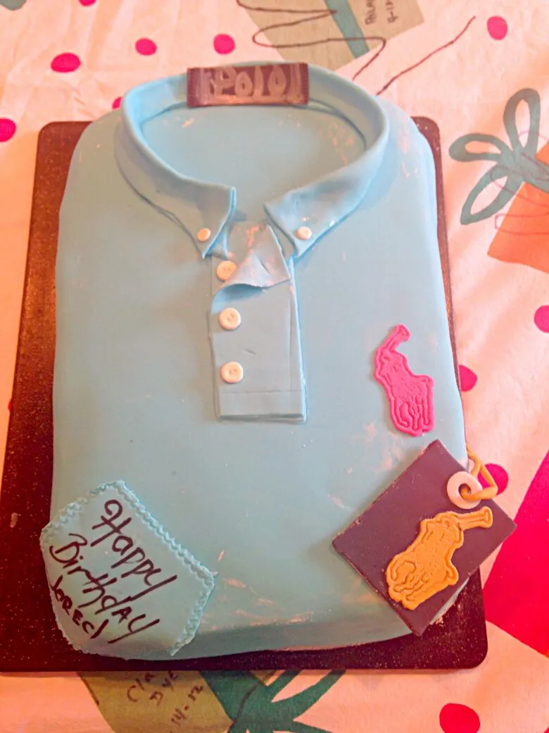 polo shirt birthday cake|jessica samoleさん