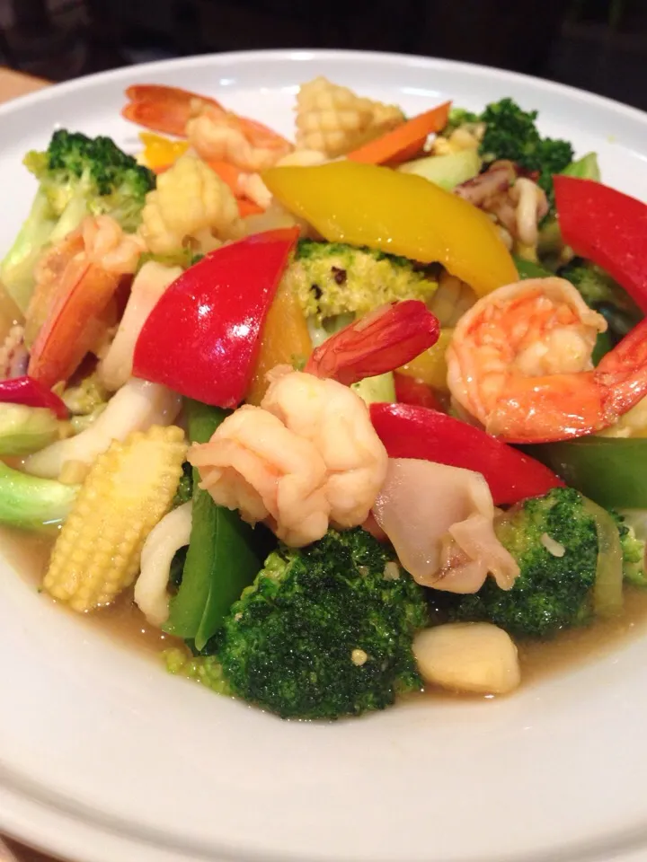 Rainbow Mixed Vegie With Oyster Sauce.|Joha Hassanさん