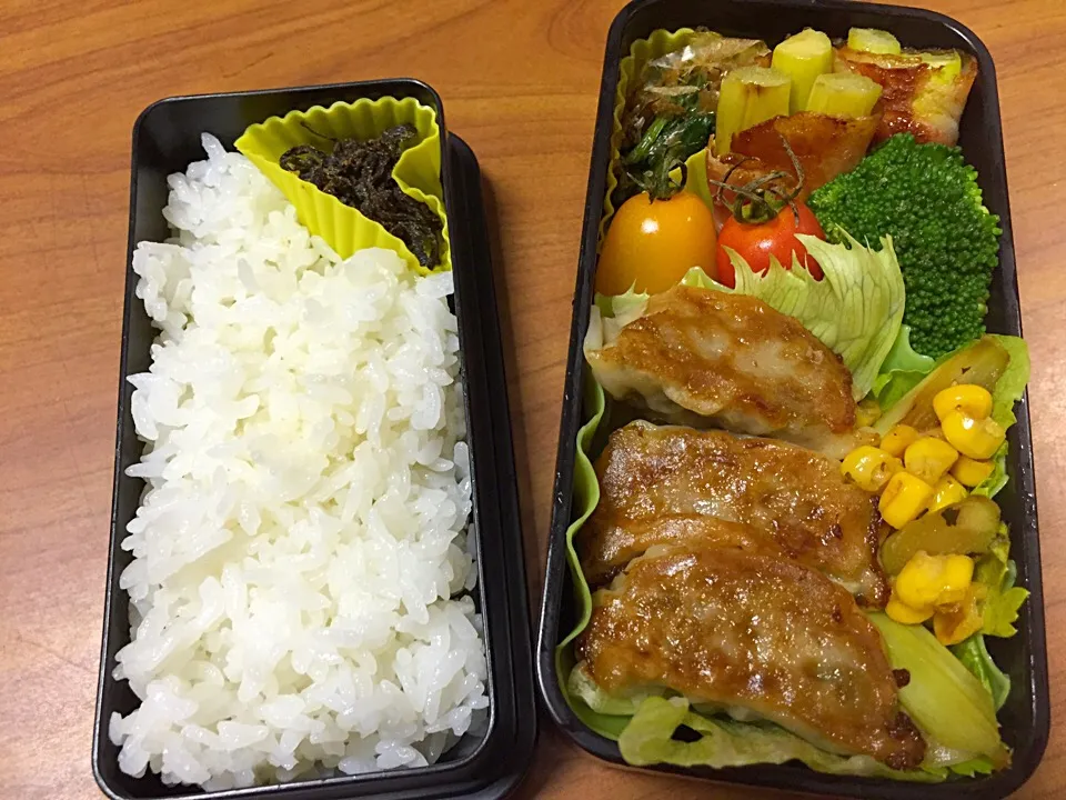 青ジソ餃子と、ほうれん草おひたし弁当。|jackybeanさん