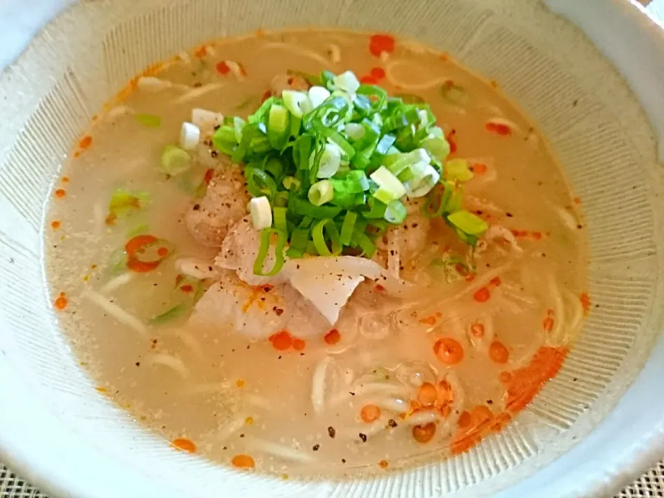 さくら🐼｡ο♥︎さんの料理♡
もやしと豚バラのこくうまゴマ味噌スープ◡̈♥︎で ラーメン♪
美味しい～❣|yokoさん