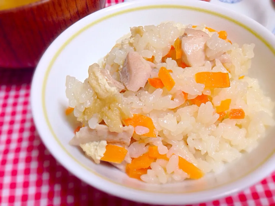 鷄肉の炊き込みご飯♪|foochanさん