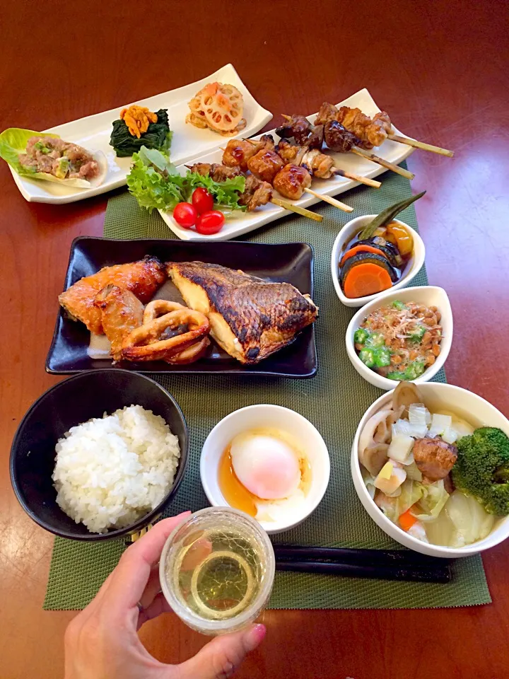 Snapdishの料理写真:Today's Dinner🍴前菜･夏野菜の揚げ浸し･ｵｸﾗ納豆･温泉卵･魚の西京味噌焼き･焼鳥･和風ﾎﾟﾄﾌ･白飯|🌈Ami🍻さん