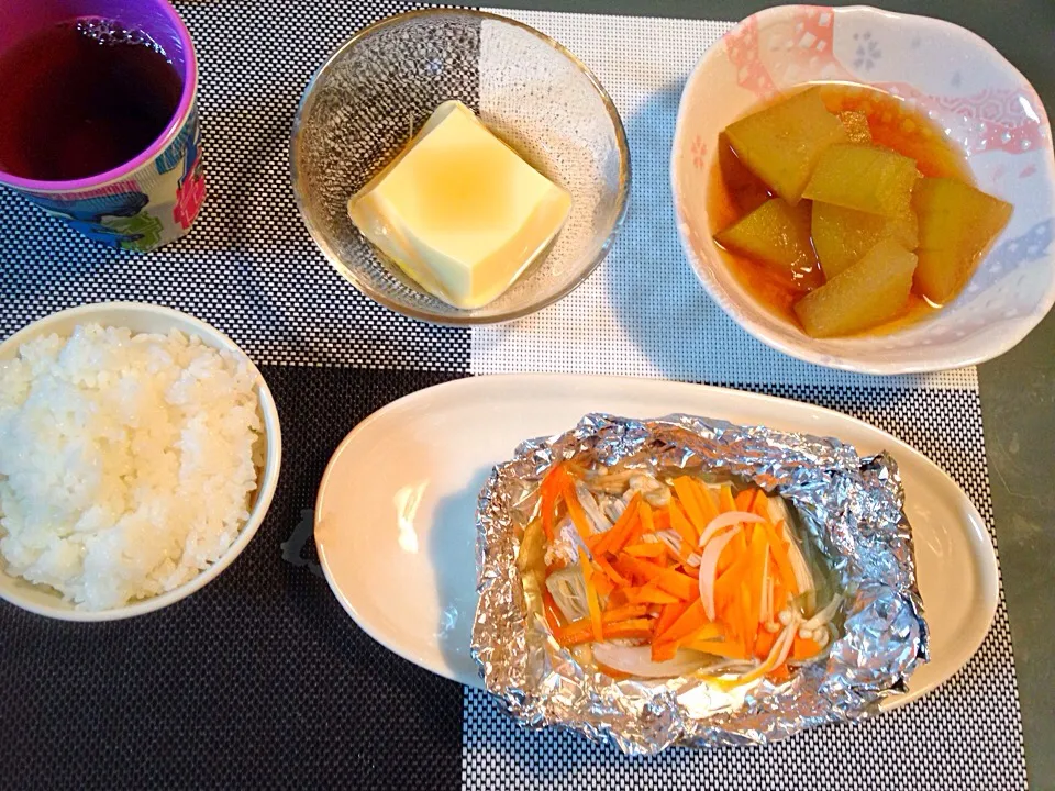 鱈のホイル焼き、冬瓜の煮物、玉子豆腐|りんこさん