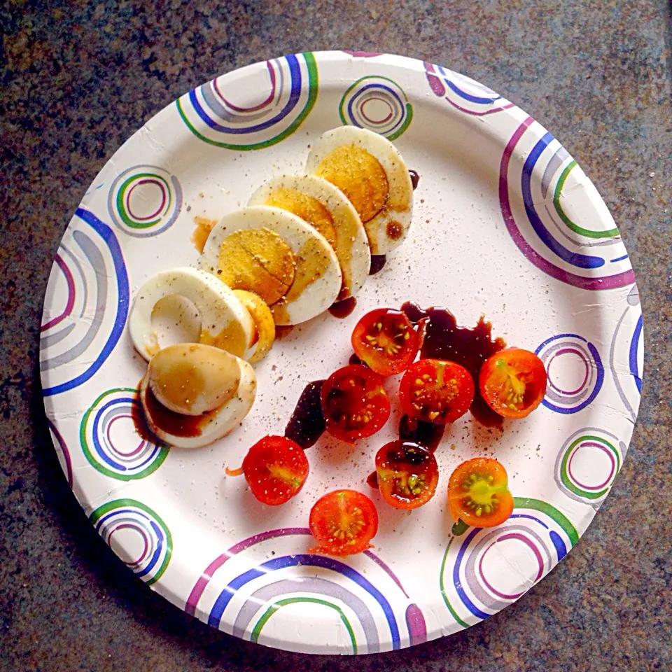 Sweet 100 tomatos w espresso balsamic vinegar. Egg.|Anthony Mikiciuk Jr.さん