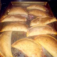 Snapdishの料理写真:Strawberry cream cheese empanadas|Jayci Johnsonさん