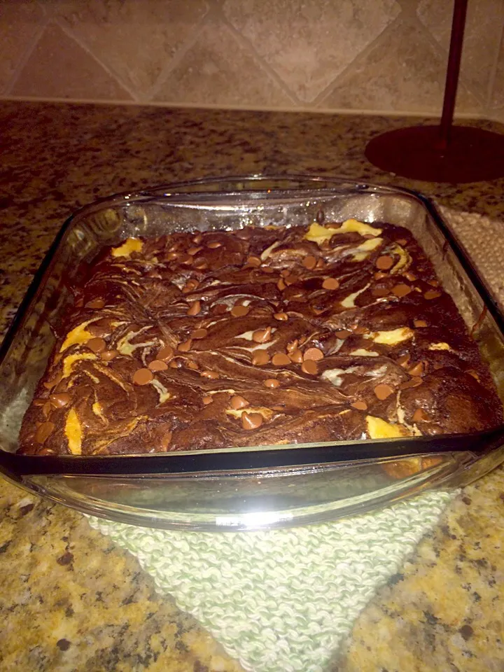 Snapdishの料理写真:Cream cheese marble brownies|Jayci Johnsonさん