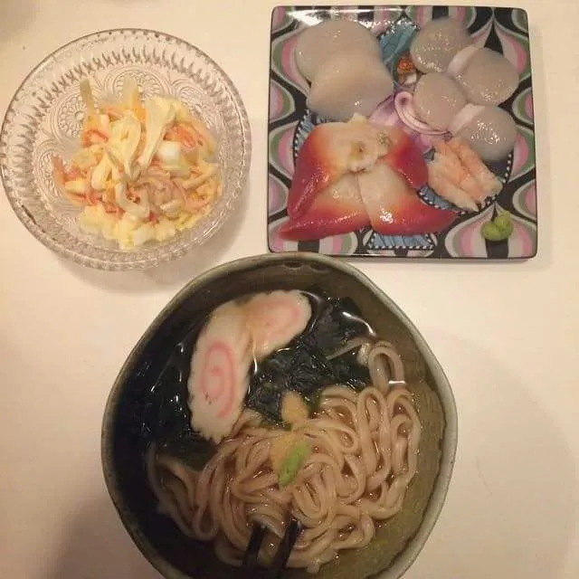 ✨GOOD Morning☀️Homemade Sunday brunch🍜#japanese #homemade #cook #odon#sashimi #salad|CHUENCHAIさん