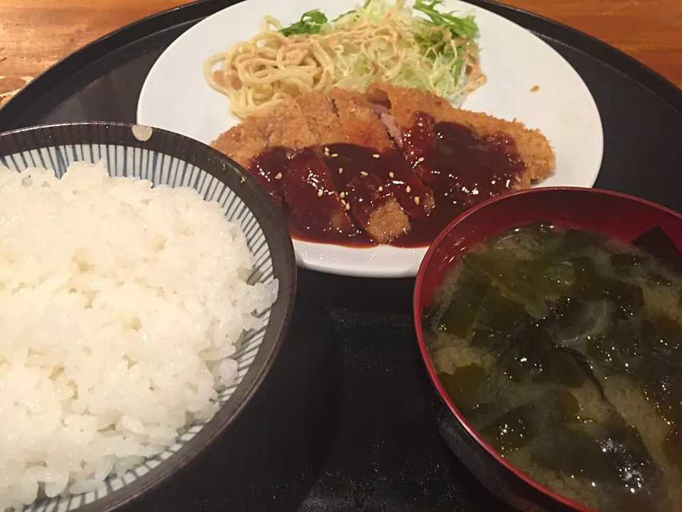 みそカツ定食じゃけん|たぁちさん