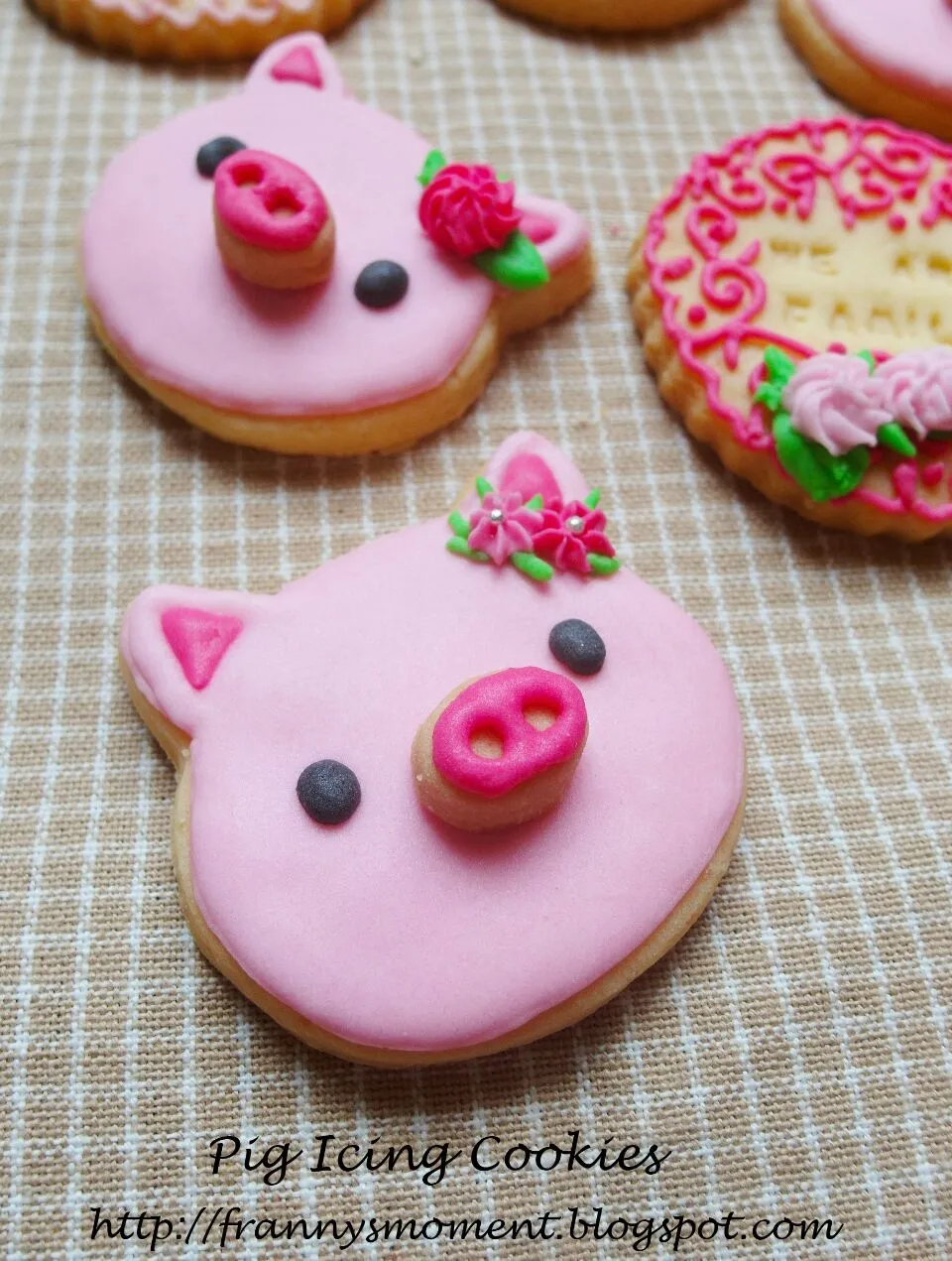 icing cookies (little pig)|Frannyさん