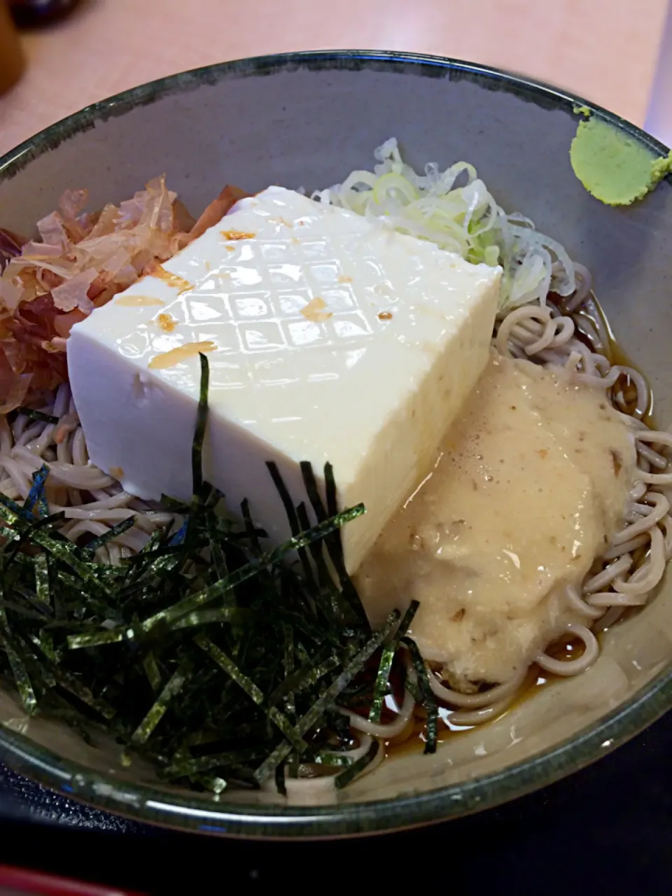 Snapdishの料理写真:大山豆腐そば 自然薯がけby箱根そば|Tetsuaki  Komatsuさん