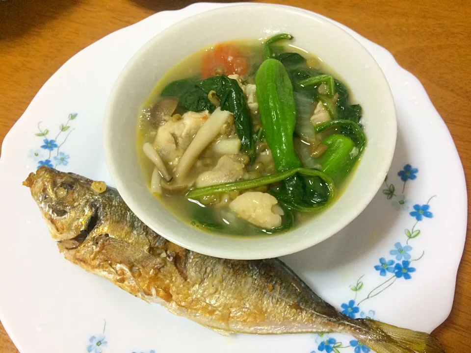 Snapdishの料理写真:Galunggong with Ginisang Munggo|Food Gardenさん