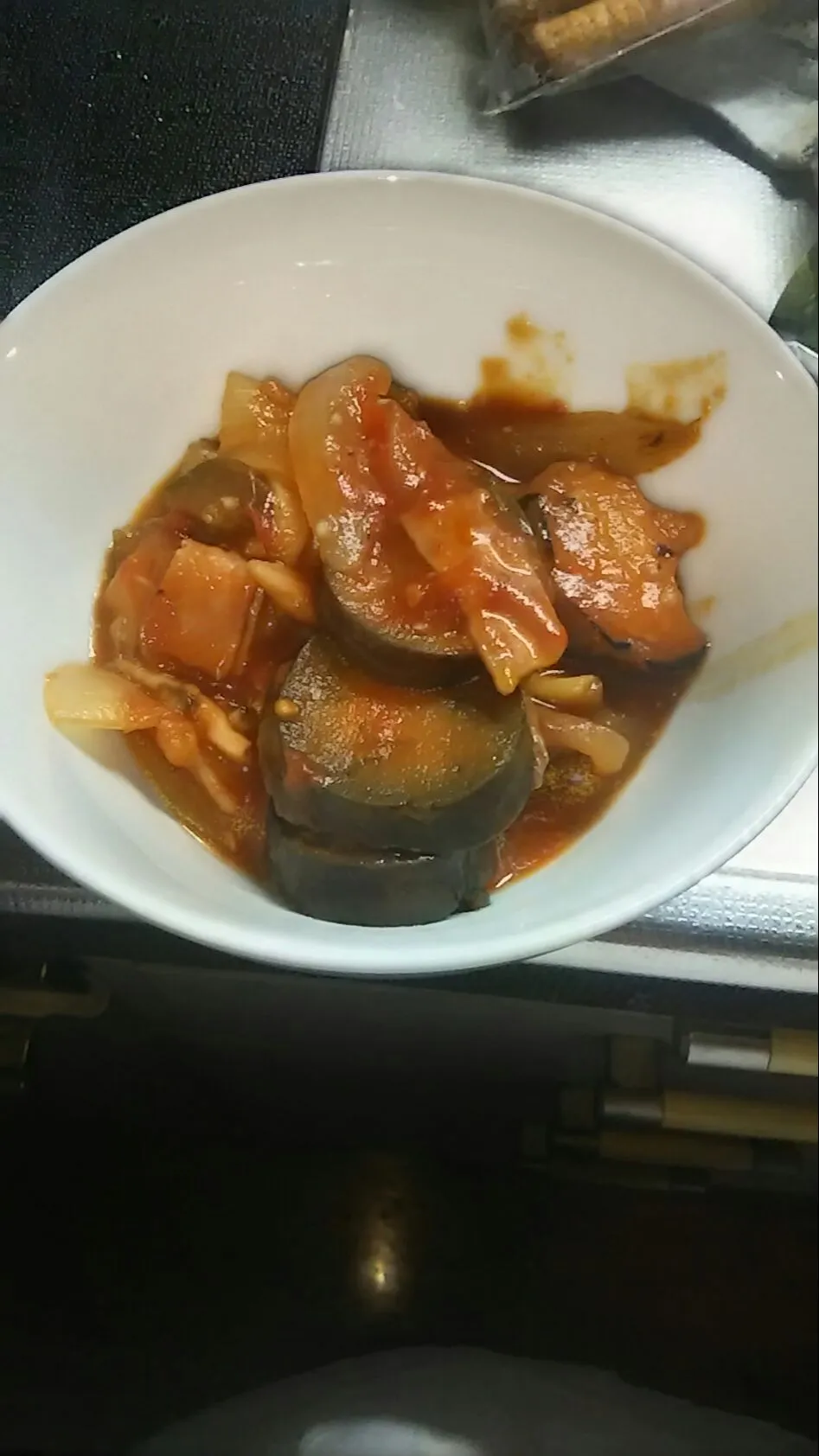 Snapdishの料理写真:茄子のトマト煮
茄子トマトエノキ玉ねぎベーコンです|yuzuさん