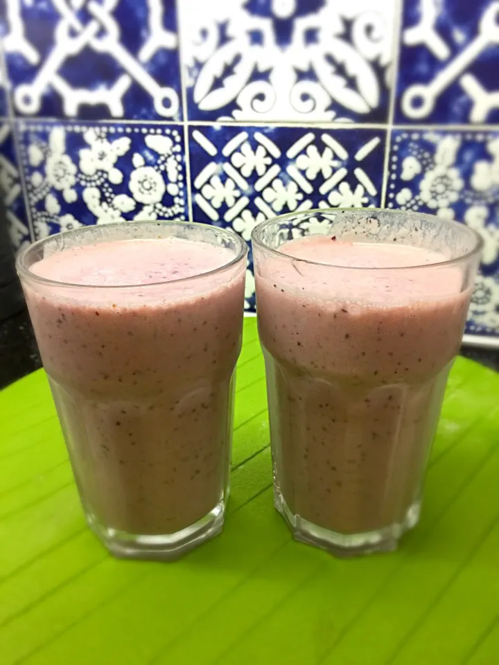 Watermelon,blueberry & Strawberry milkshake|Colleen Teoさん