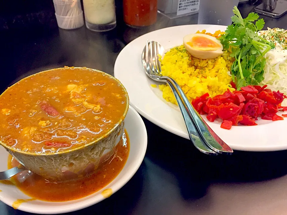 カレーは飲み物。 赤カレー🍛|シナミルさん