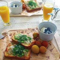 white bait Edamame cheese toast breakfast baby sardines