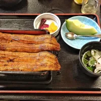 Snapdishの料理写真:うな重（梅）|tomokatsu_hayashidaさん