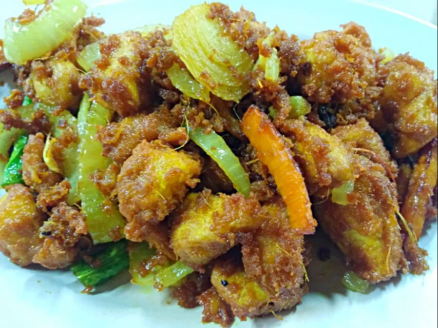 Ayam Goreng Kunyit|FooDin'sさん