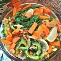 Ginisang Ampalaya with carrots and alukbate leaves|leoさん