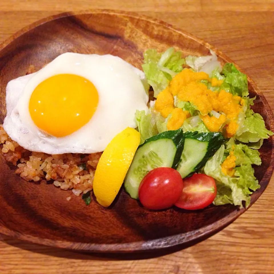 Snapdishの料理写真:カピとイカの麹漬けで ナシゴレン風ご飯|あいこ ⁎ˇ◡ˇ⁎さん