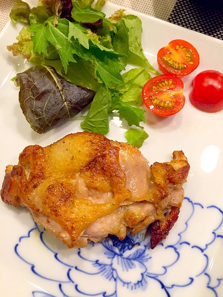 我が家の定番、チキンのカリカリ焼き🍗✨|まみりんごさん