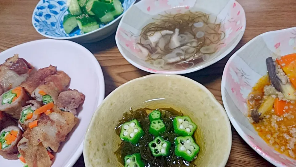 ・オクラ人参の肉巻き
・胡瓜の和え物
・もずく酢
・昨日の残りスープ＆麻婆茄子|ようかんさん