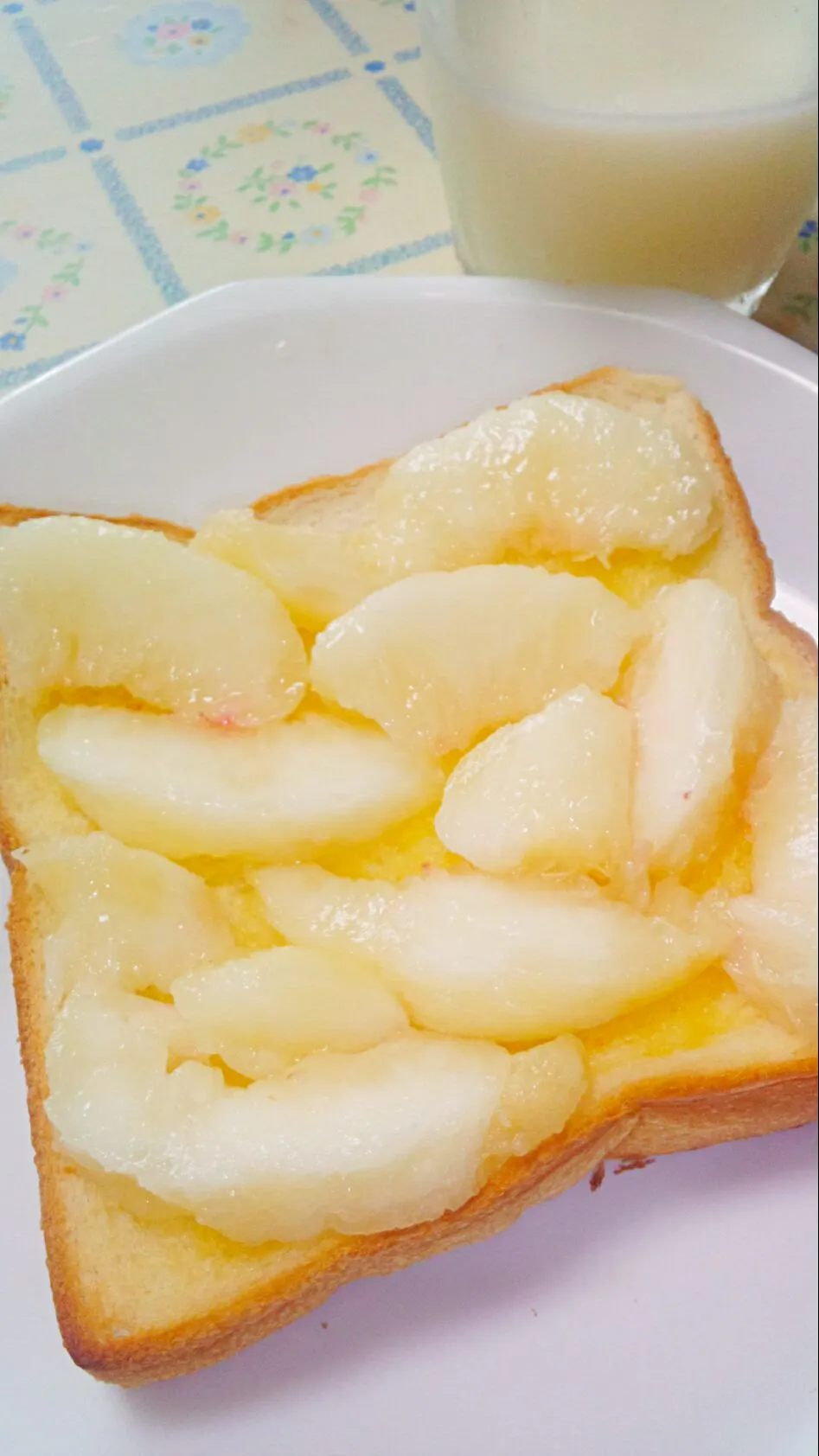 まるでケーキ☆桃トースト　peach　toast|うたかた。さん