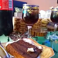 a slice from blackforrest cake with a glass of coke drink..
 #indonesia #makassar #lebaran|hamdy akbarさん