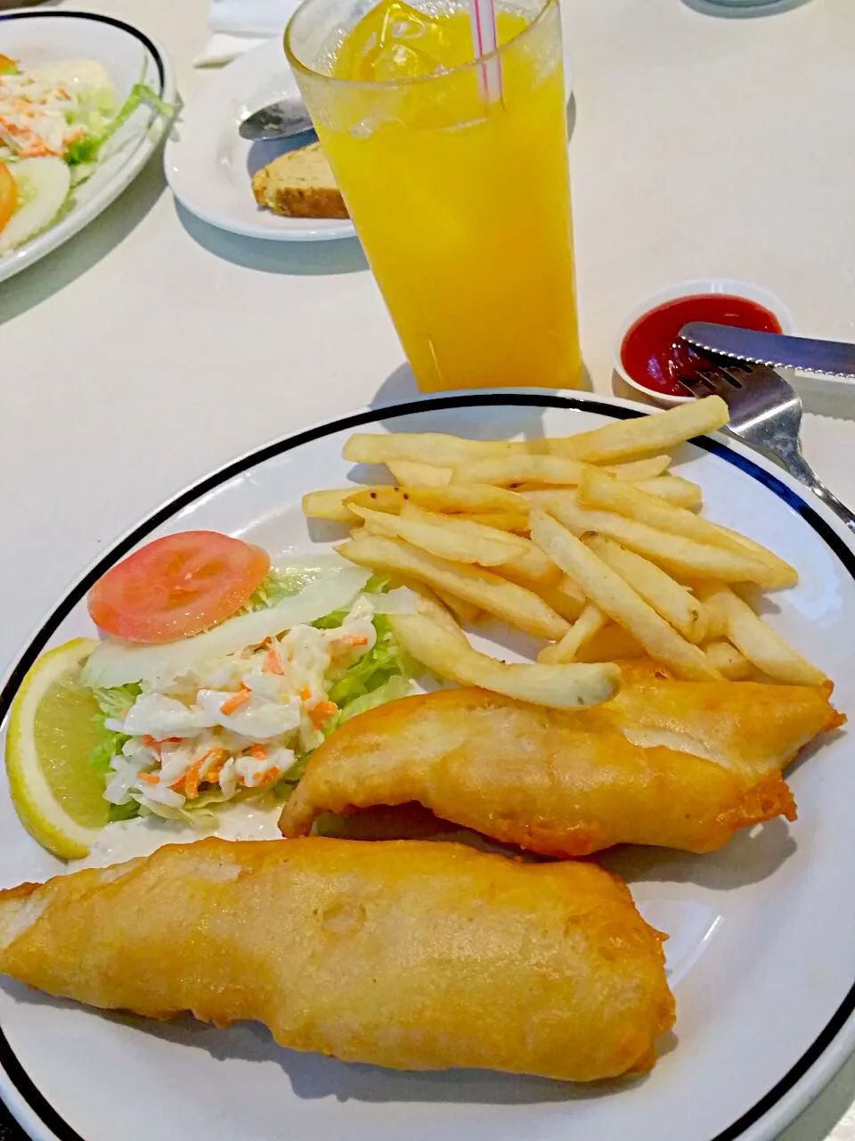 Fish & Chips 😉 Happy Friday Lunch 😘😙|🌷lynnlicious🌷さん