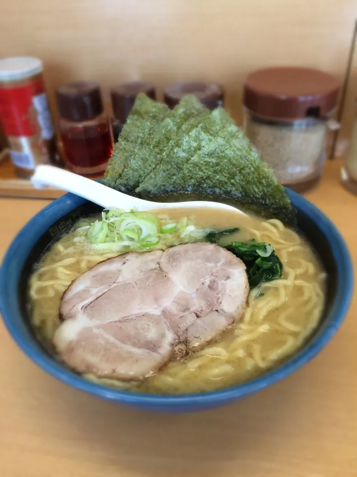 無邪気のしょうゆラーメン🍜|ジヌ美さん