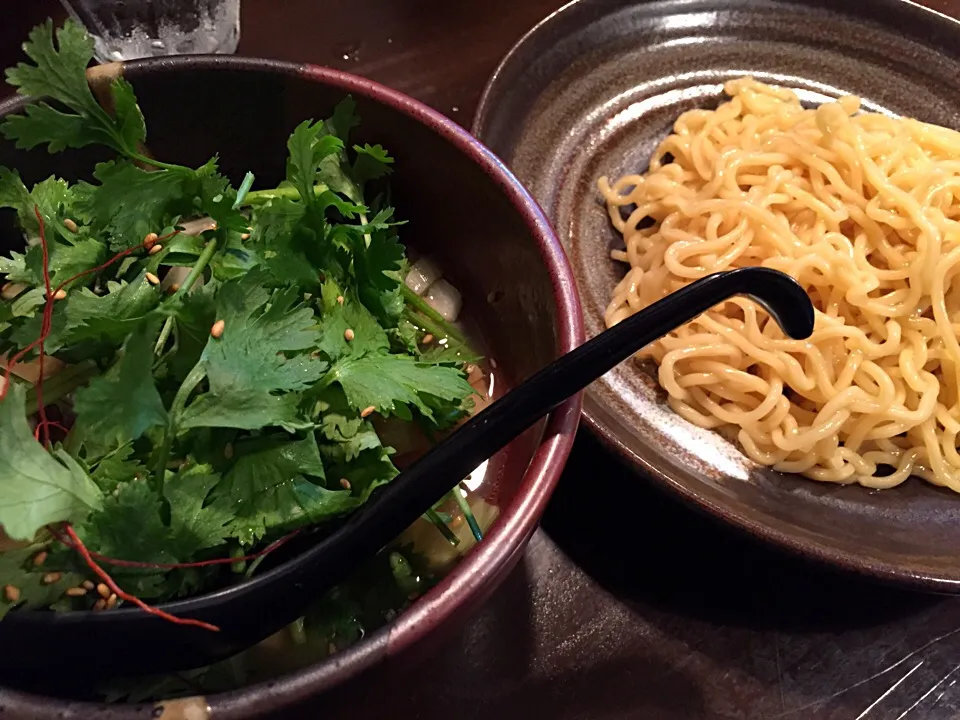 Snapdishの料理写真:パクチー塩つけ麺|LiNxさん