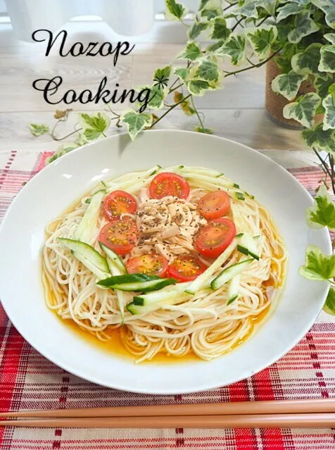 Snapdishの料理写真:夏にピッタリ食欲増進！「トマトとチキンのカレー風味そうめん」|Nozopさん