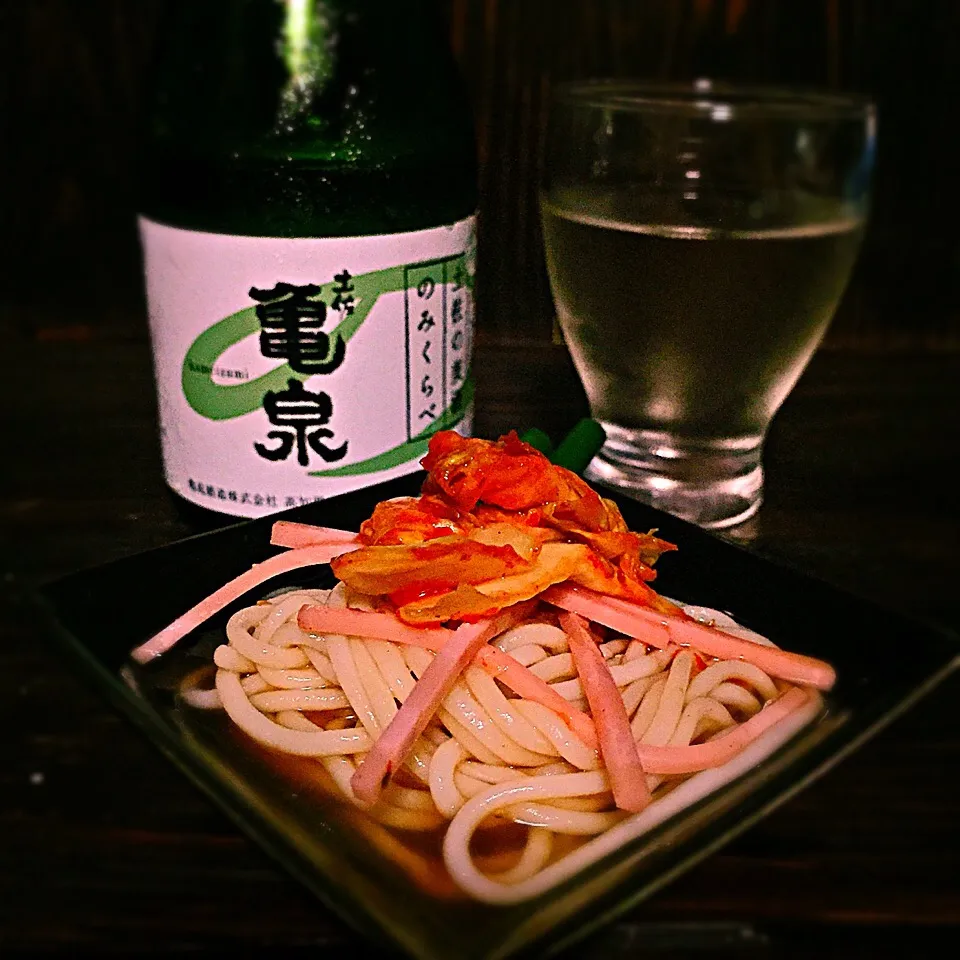 今宵の一酒一肴『亀泉』と『冷麺』|ち〜おんさん