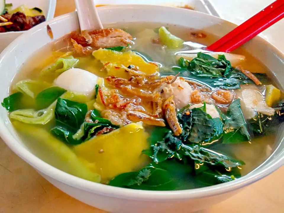 Snapdishの料理写真:Tri Colour Mee Hoon kuey...|Jason Letchumananさん