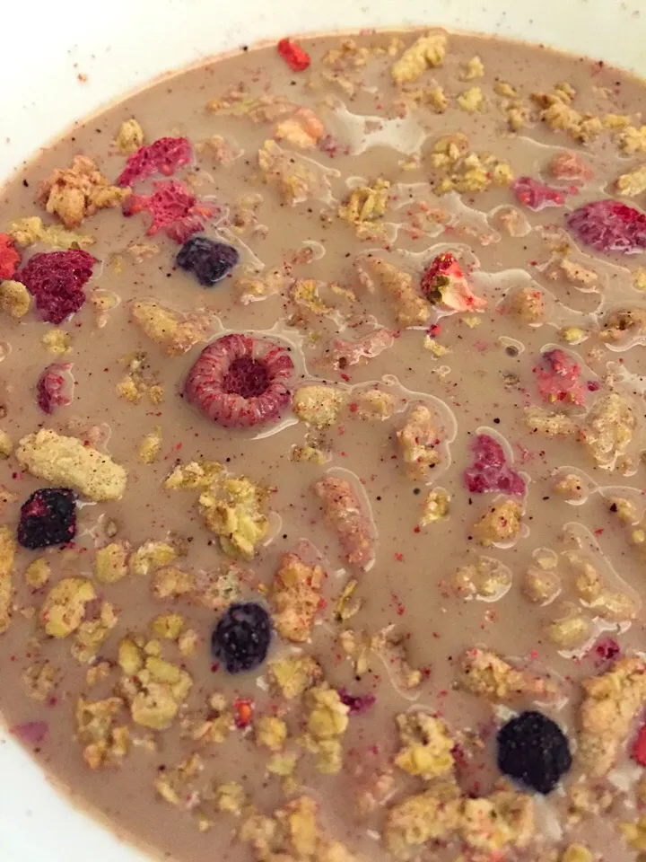 Berry granola|hweeyhさん