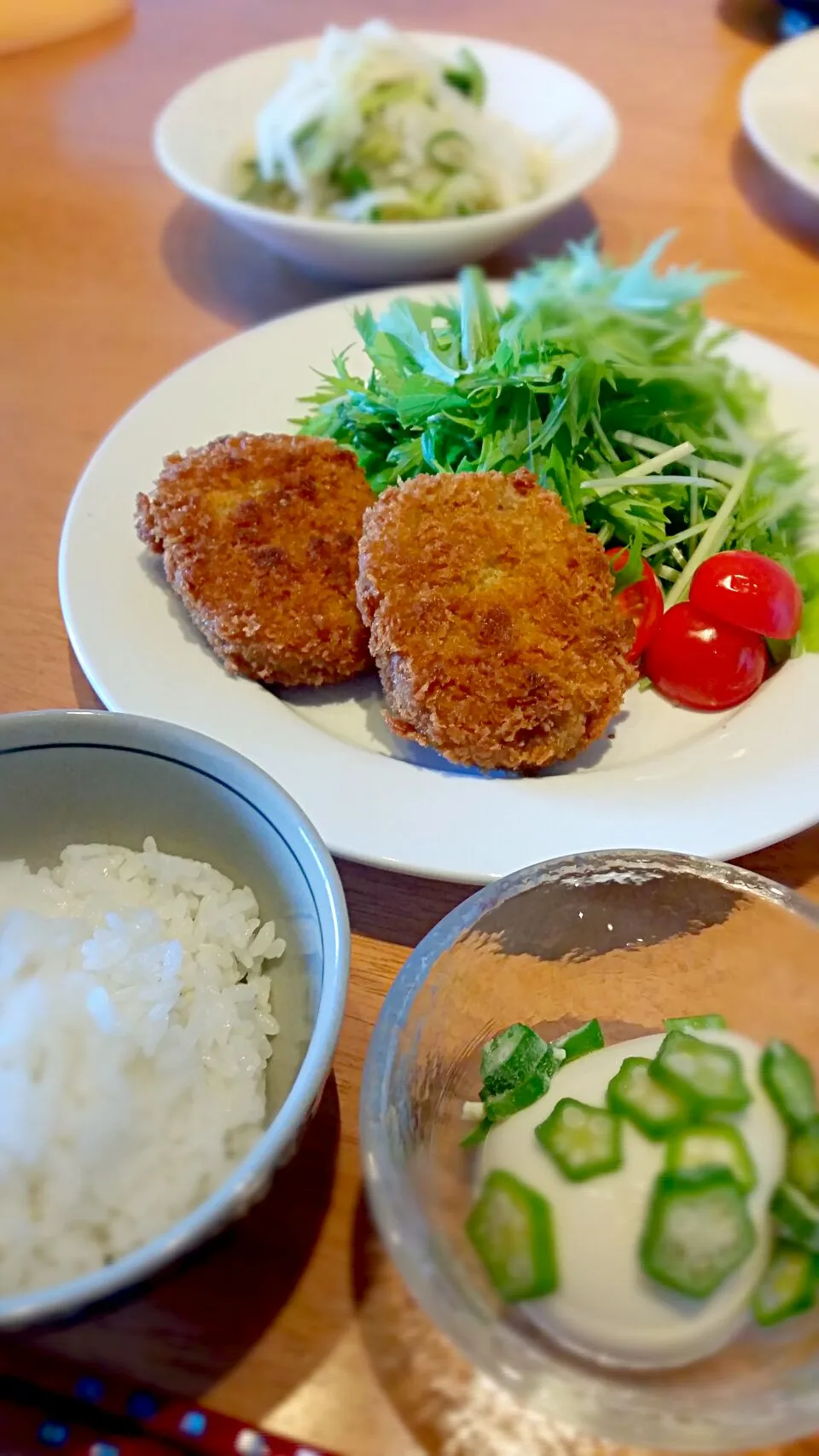 昨日の晩御飯にコロッケ定食♪|ゆうちゃんさん