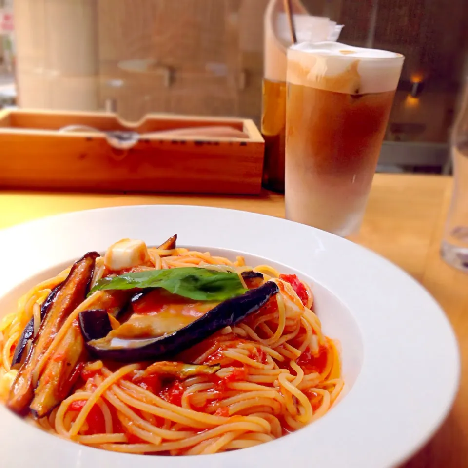 パスタとアイスカプチーノ|ユキさん