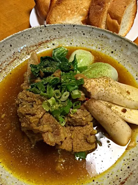 Snapdishの料理写真:男子ごはんレシピ〜   中華風カレースープ❗️  お肉はスペアリブで。|のぶのぶさん