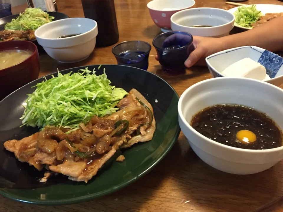 生姜焼き定食で乾杯！|さんだーさん