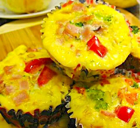 Bacon And Egg Omelet Muffin|Sheila Harrisさん