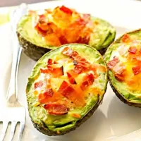 Snapdishの料理写真:Stuffed Avocado W/ Bacon N Eggs