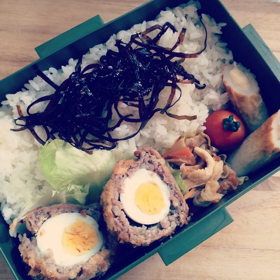 Snapdishの料理写真:♡ダンナ弁当♡  ☺︎スコッチエッグ  ☺︎切干し大根  ☺︎ちくきゅー  ☺︎プチトマト|Naaさん