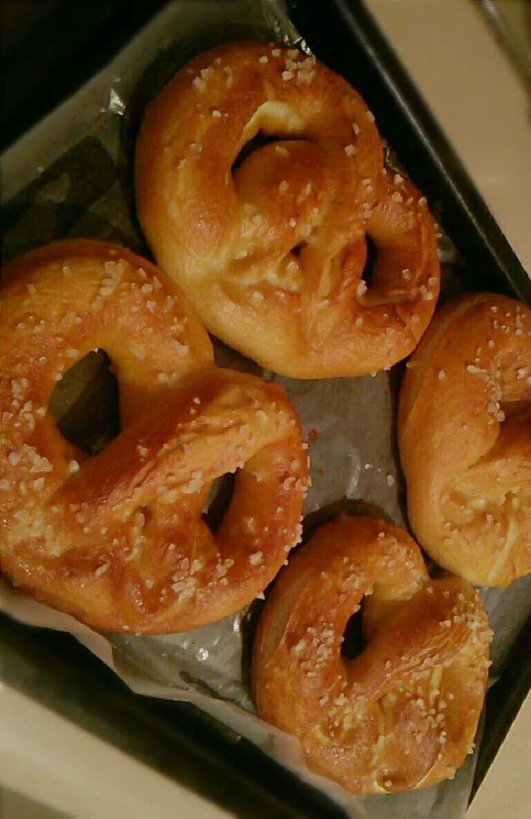 Homemade pretzels|Julie Tranさん