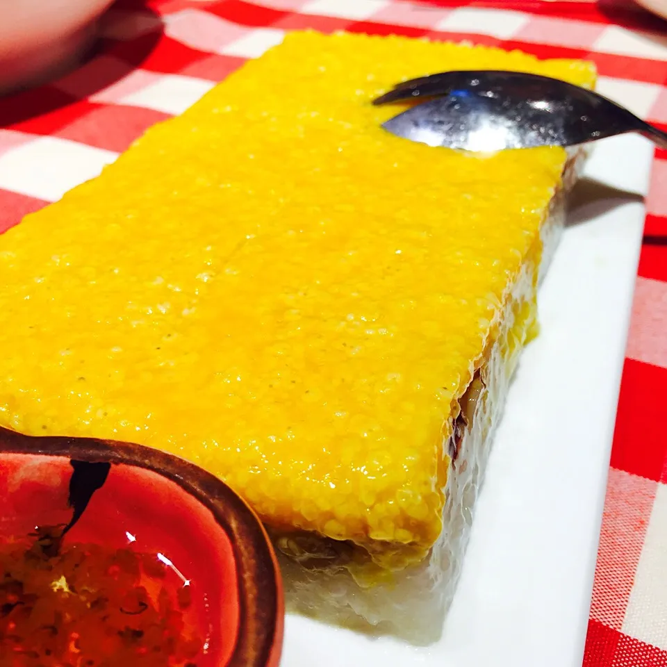 sticky rice cake with osmanthus sauce|rayさん