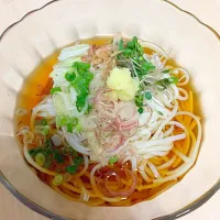 Snapdishの料理写真:さっぱり冷やしうどん|yucaさん