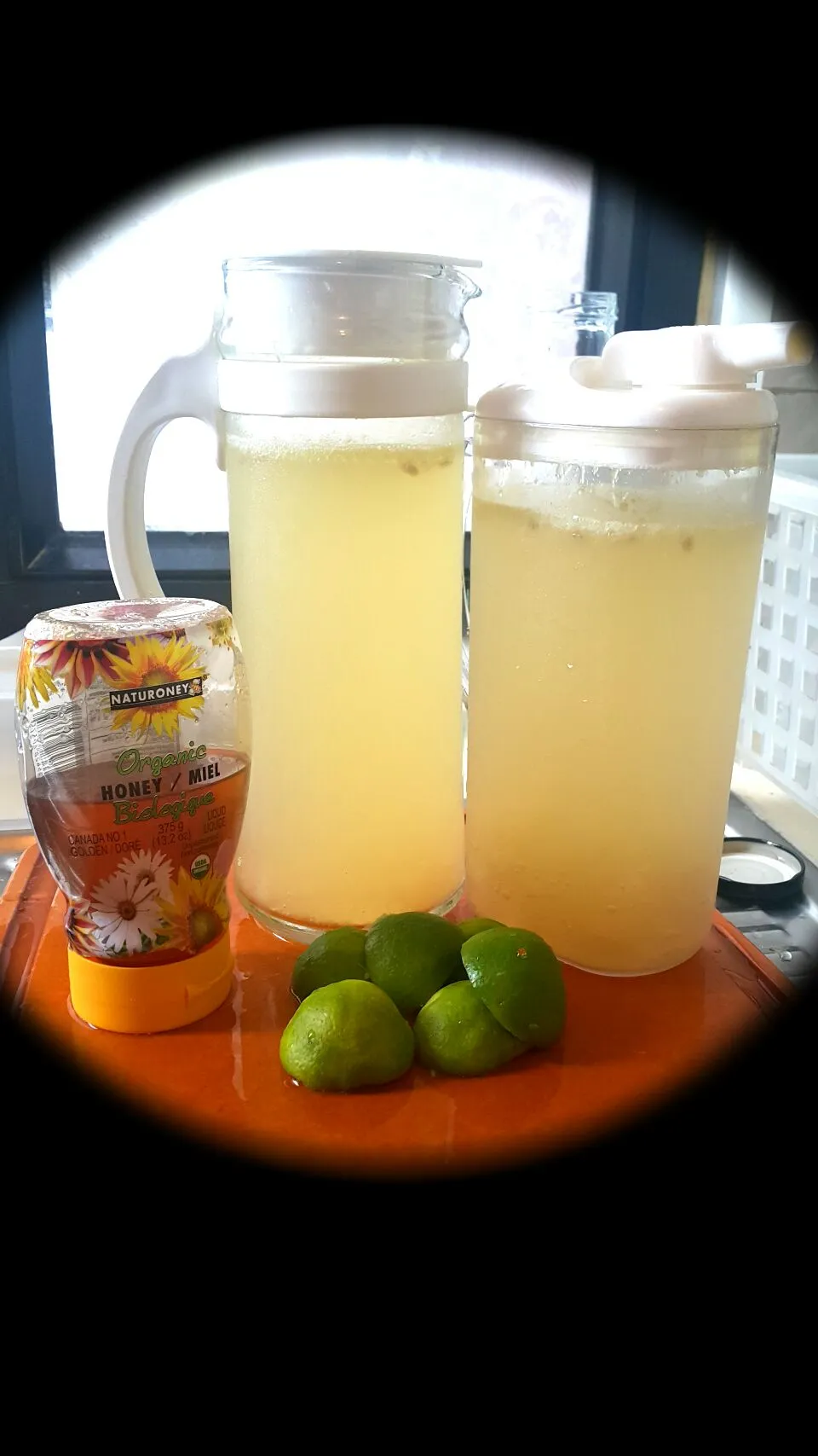 home made honey & lime soda #thailime #sodawater #organichoney|Bg Sinさん