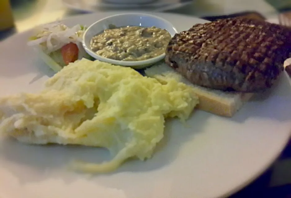 home made tenderloin steak|hendri dharmaさん