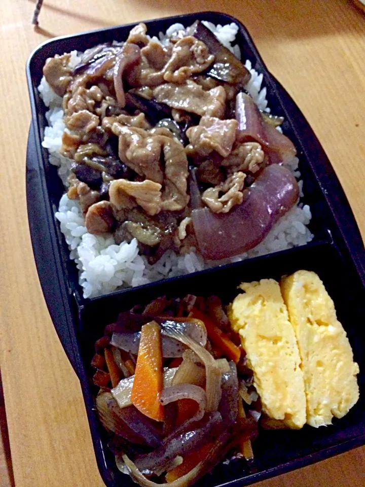 茄子と豚バラの甘辛味噌炒め丼弁当🍱|meyou..さん