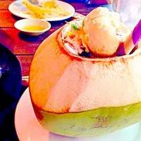 Snapdishの料理写真:🌴Buco Halo-halo🌴#ココナッツ実入りハロハロ|Ederさん